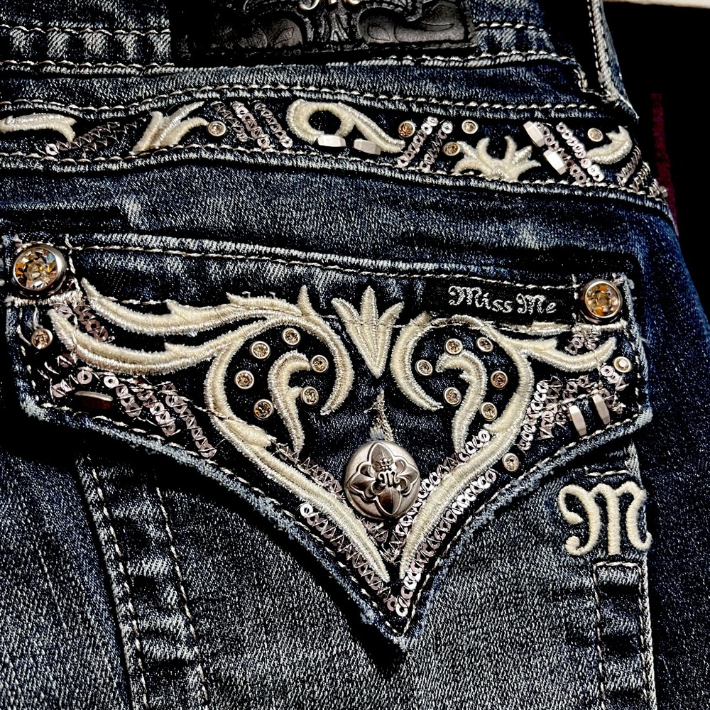 Miss Me classic blue jeans